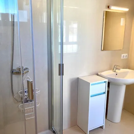 Luxury 4-bedroom With Heated Pool + Sea View Villa Playa Blanca
