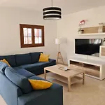 Luxury 4-bedroom With Heated Pool + Sea View * 普拉亚布兰卡