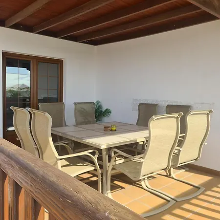 Villa Luxury 4-bedroom With Heated Pool + Sea View *