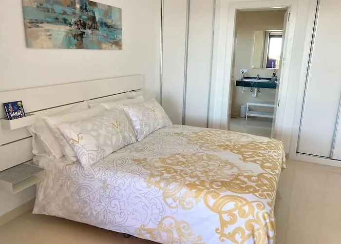 Luxury 4-bedroom With Heated Pool + Sea View * Playa Blanca (Lanzarote)