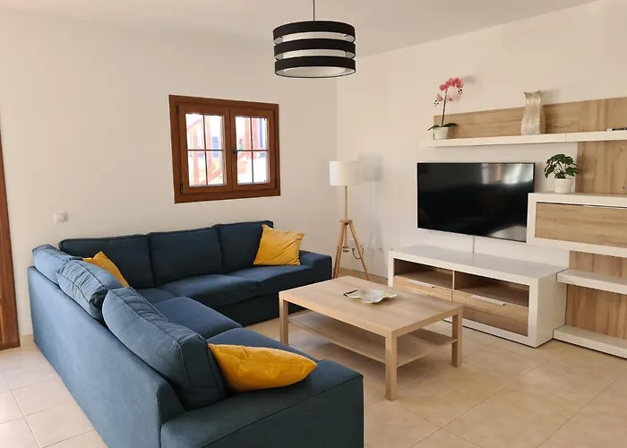 Luxury 4-bedroom With Heated Pool + Sea View * Πλάγια Μπλάνκα