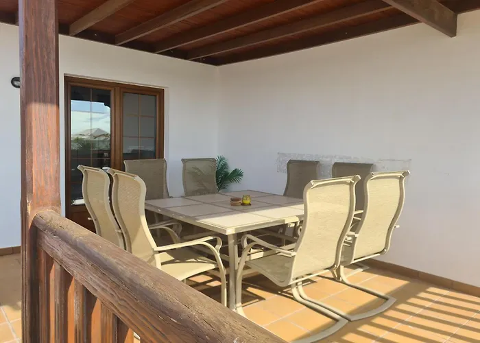 Βίλα Luxury 4-bedroom With Heated Pool + Sea View *