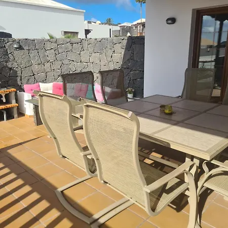 Vila Luxury 4-bedroom With Heated Pool + Sea View